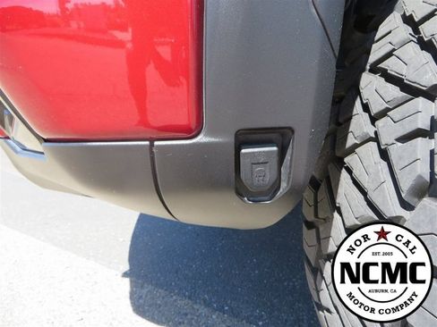 Used 2024 GMC Sierra 2500 Denali w/ Denali Reserve Package image 15