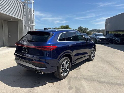 Certified 2025 Audi Q5 Premium w/ Convenience Package AWD/4WD image 6