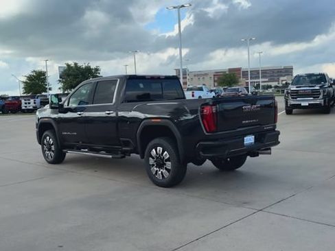 New 2026 GMC Sierra 2500 Denali w/ Denali Reserve Package AWD/4WD image 7