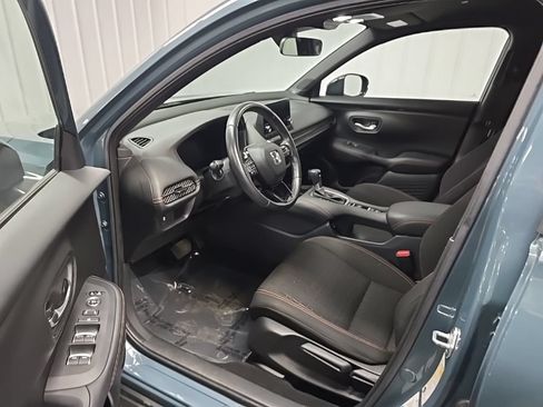 Used 2024 Honda HR-V Sport image 28