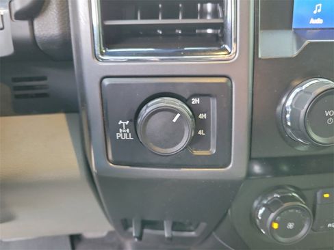 Used 2020 Ford F150 XLT image 22