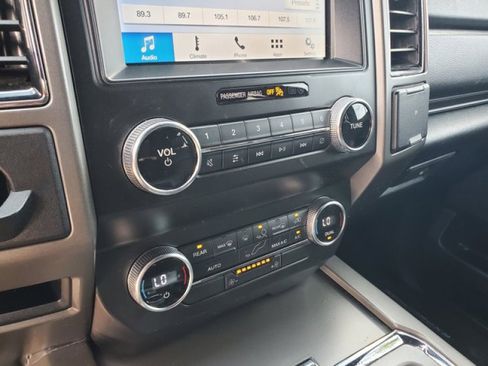 Used 2019 Ford Expedition Max XLT w/ Equipment Group 201A image 23
