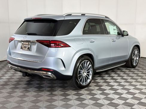 New 2026 Mercedes-Benz GLE 580 4MATIC image 9