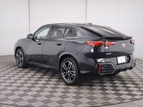 Certified 2025 BMW X2 xDrive28i image 7