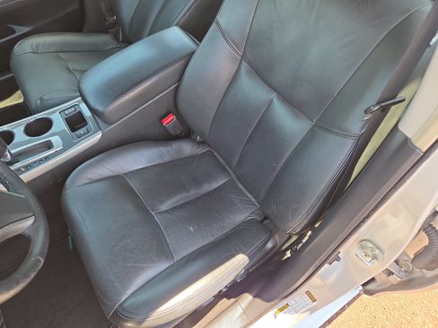 Used 2013 Nissan Altima 2.5 SL w/ Technology Pkg FWD image 13