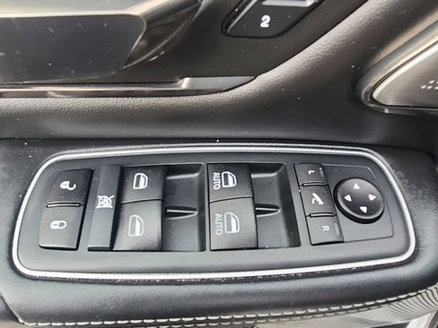 Certified 2020 RAM 1500 Limited image 30