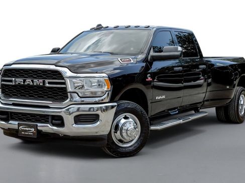 Used 2022 RAM 3500 Tradesman w/ Max Tow Package RWD image 4