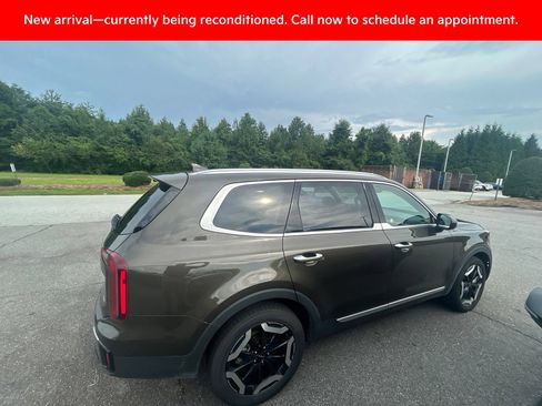 Certified 2025 Kia Telluride S AWD/4WD image 7