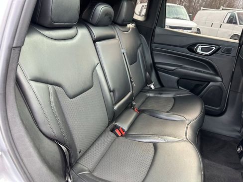 Used 2022 Jeep Compass Altitude w/ Sun and Sound Group image 21