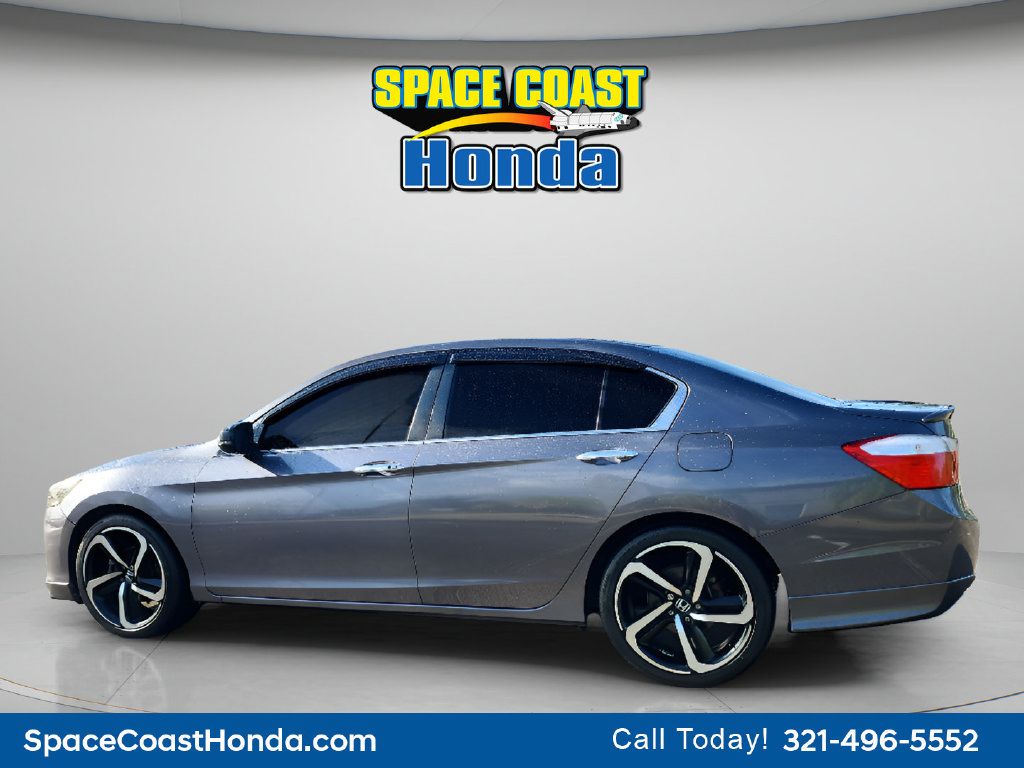Used 2015 Honda Accord EX image 11