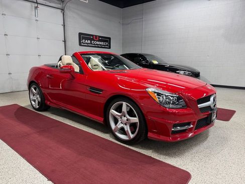 Used 2013 Mercedes-Benz SLK 350 image 10