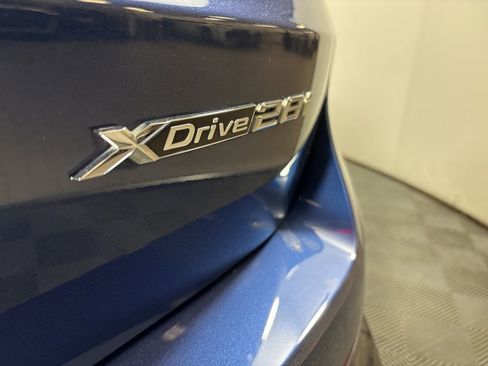 Certified 2025 BMW X1 xDrive28i w/ Technology Package image 11