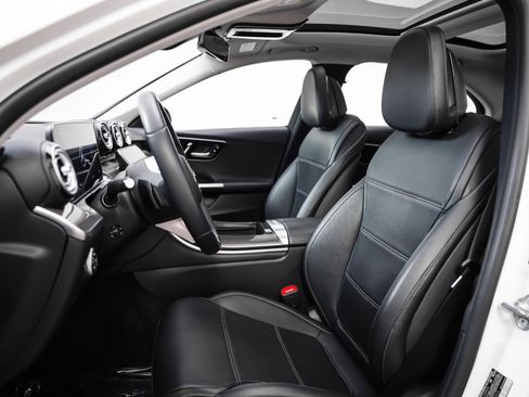 Certified 2022 Mercedes-Benz C 300 Sedan image 8