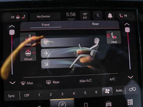 New 2025 Jeep Grand Cherokee L Altitude image 21