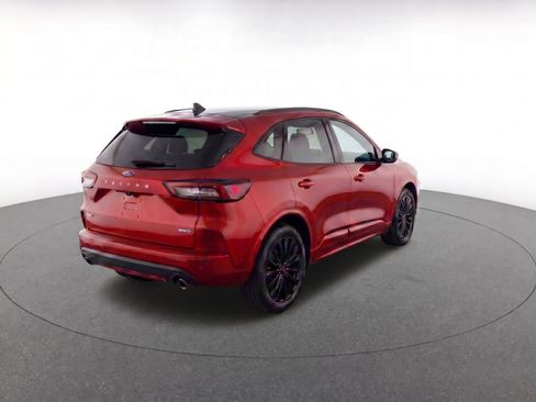 Used 2024 Ford Escape ST-Line Elite w/ Premium Technology Package AWD/4WD image 3