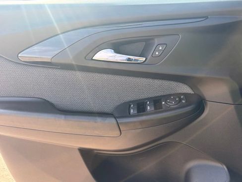 Used 2021 Chevrolet TrailBlazer LT w/ Premium Seating Package FWD image 18