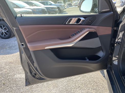 New 2026 BMW X5 xDrive40i w/ M Sport Package image 8