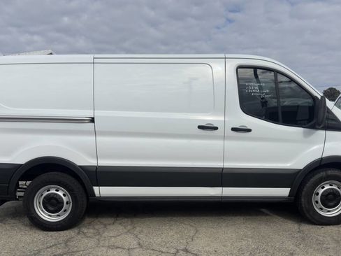 Used 2021 Ford Transit 150 Low Roof image 4