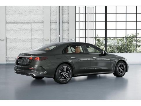 New 2026 Mercedes-Benz E 450 4MATIC Sedan image 20