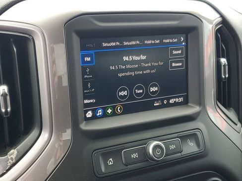 Used 2021 Chevrolet Silverado 1500 Custom image 14