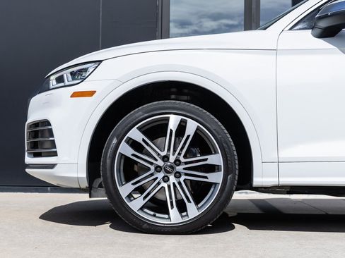 Used 2020 Audi SQ5 Premium Plus image 11