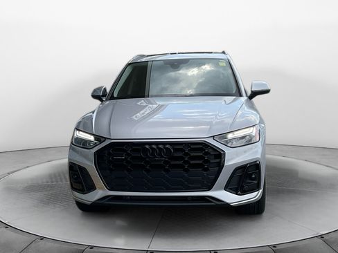 Used 2023 Audi Q5 2.0T Premium Plus w/ Premium Plus Package AWD/4WD image 2