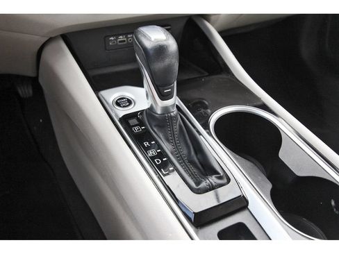 Used 2022 Nissan Altima 2.5 SV w/ SV Premium Package FWD image 31