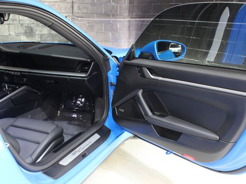 Used 2022 Porsche 911 Carrera image 29