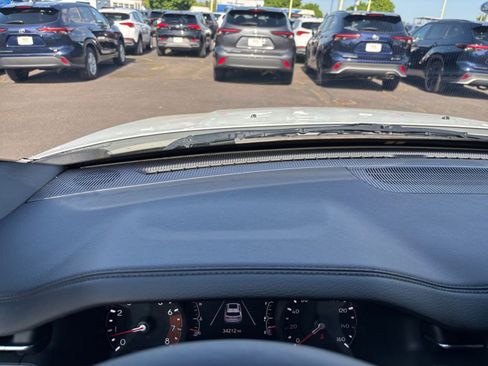 Used 2025 Jeep Compass Limited AWD/4WD image 35