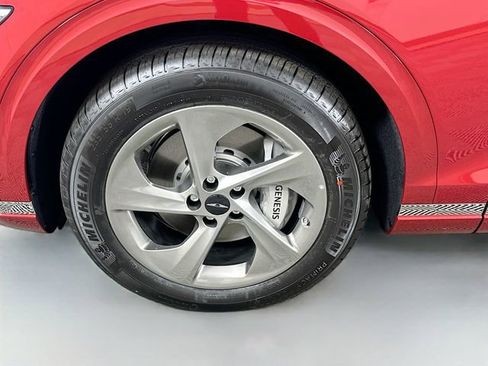 New 2026 Genesis GV70 2.5T Select image 23