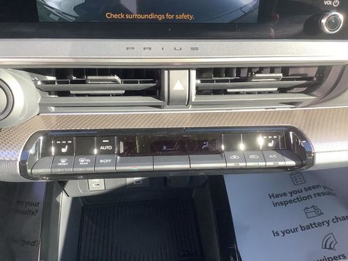 New 2024 Toyota Prius XLE image 18