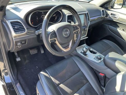 Used 2014 Jeep Grand Cherokee Overland w/ Advanced Technology Group image 17