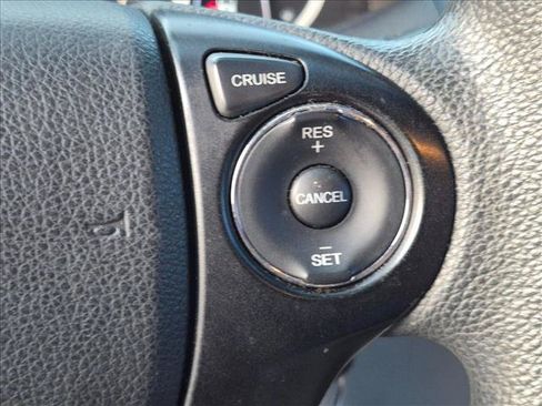 Used 2013 Honda Accord LX image 17