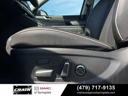 Used 2024 Hyundai Palisade Limited FWD image 10