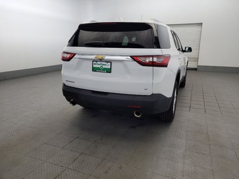 Used 2018 Chevrolet Traverse LT FWD image 7