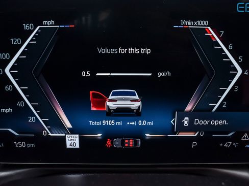 Used 2025 BMW 330i xDrive Sedan w/ M Sport Package image 16