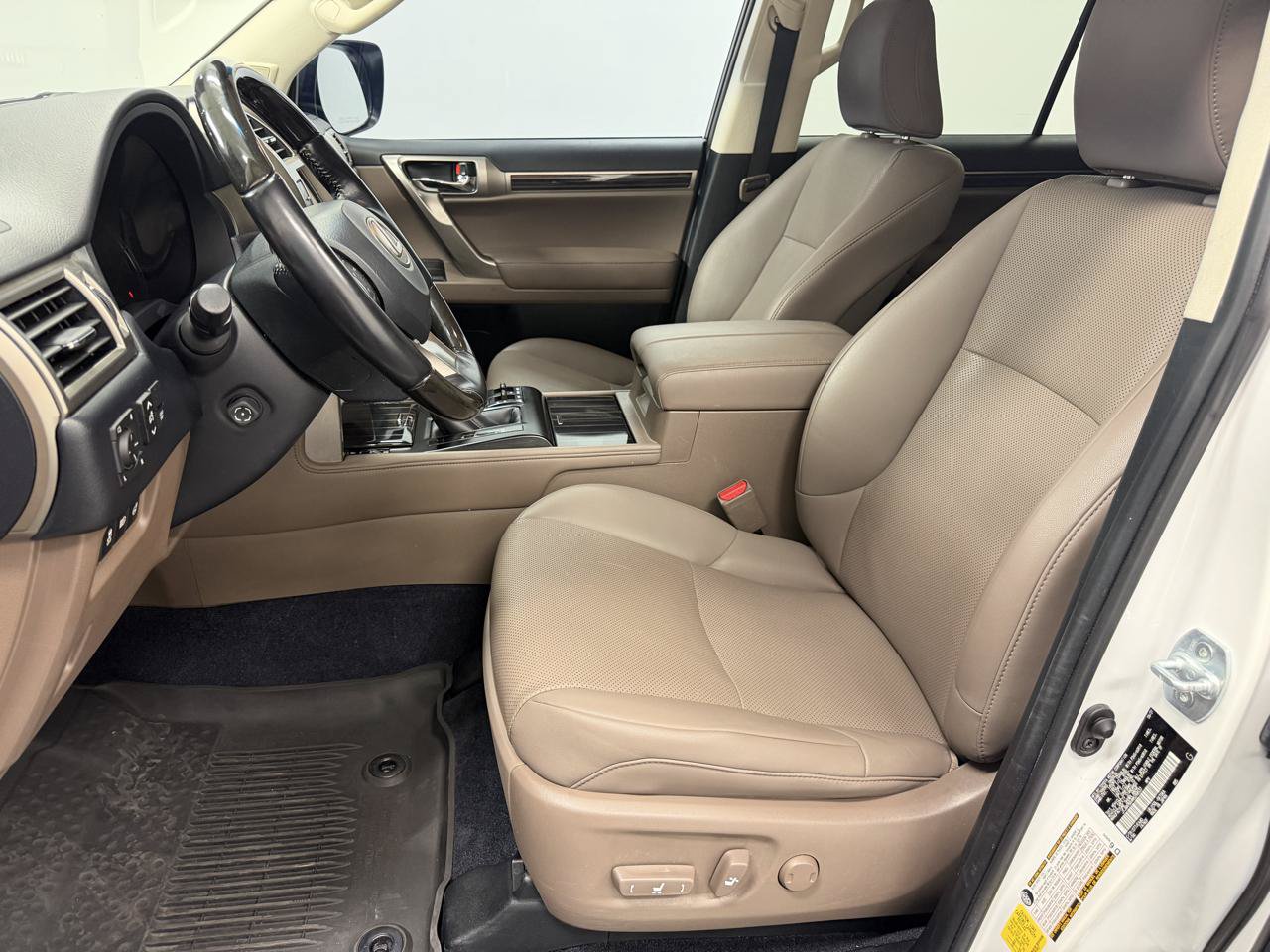 Used 2021 Lexus GX 460 Premium w/ Premium Plus Package AWD/4WD image 4