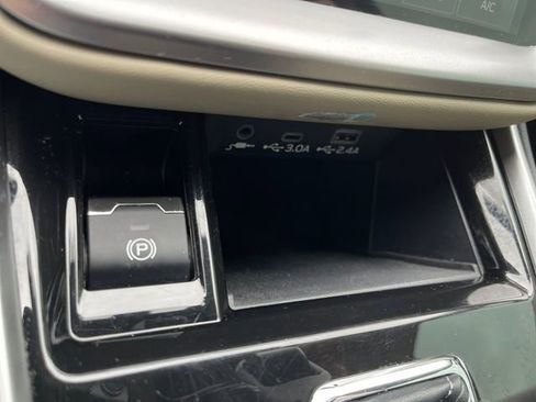 Certified 2024 Subaru Outback Limited image 22