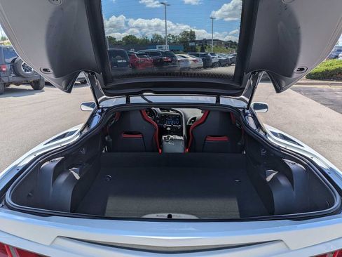 Used 2017 Chevrolet Corvette Stingray Coupe w/ Carbon Flash Badge Package RWD image 26