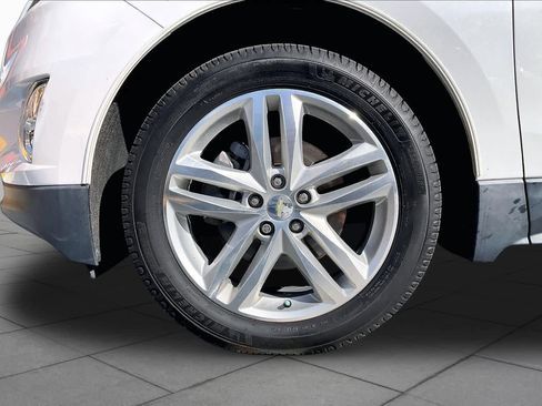 Used 2020 Chevrolet Equinox Premier FWD image 10