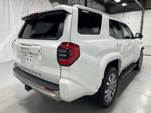 Used 2025 Toyota 4Runner Limited AWD/4WD image 7