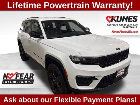 Used 2025 Jeep Grand Cherokee Limited w/ Black Appearance Package image 13