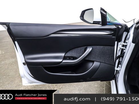 Used 2022 Tesla Model S Plaid image 22