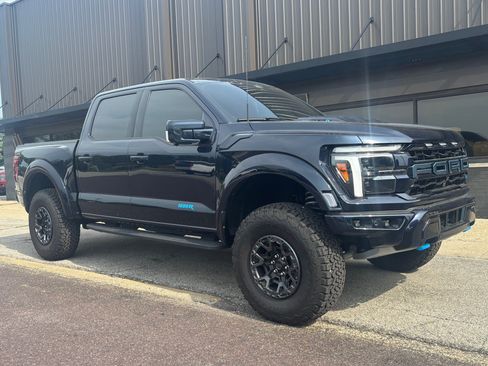 Used 2025 Ford F150 Raptor w/ Equipment Group 803A Raptor R AWD/4WD image 5