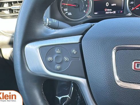 Used 2023 GMC Acadia SLT w/ Trailering Package image 18