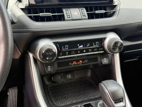 Used 2024 Toyota RAV4 XLE Premium FWD image 21