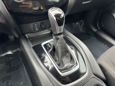 Used 2017 Nissan Rogue Sport S w/ S Appearance Package image 26