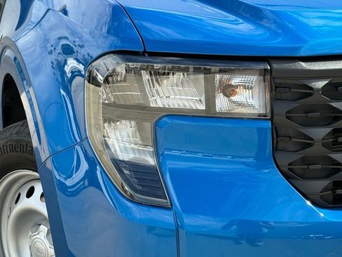 New 2025 Ford Maverick XL image 3