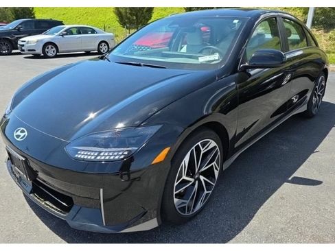 Used 2023 Hyundai Ioniq 6 SEL AWD/4WD image 1