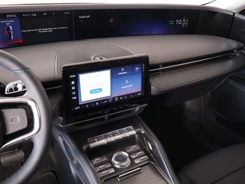 New 2026 Lincoln Nautilus Premier w/ Equipment Group 102A AWD/4WD image 5